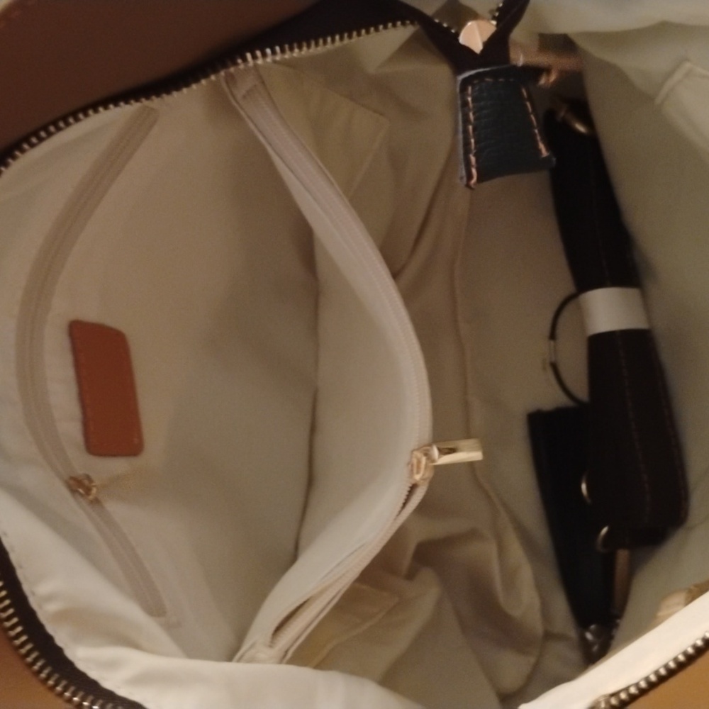 NWT Leather and Canvas Convertible Bag With Removable Strap - Chaos by Elsie - Picture 6 of 8